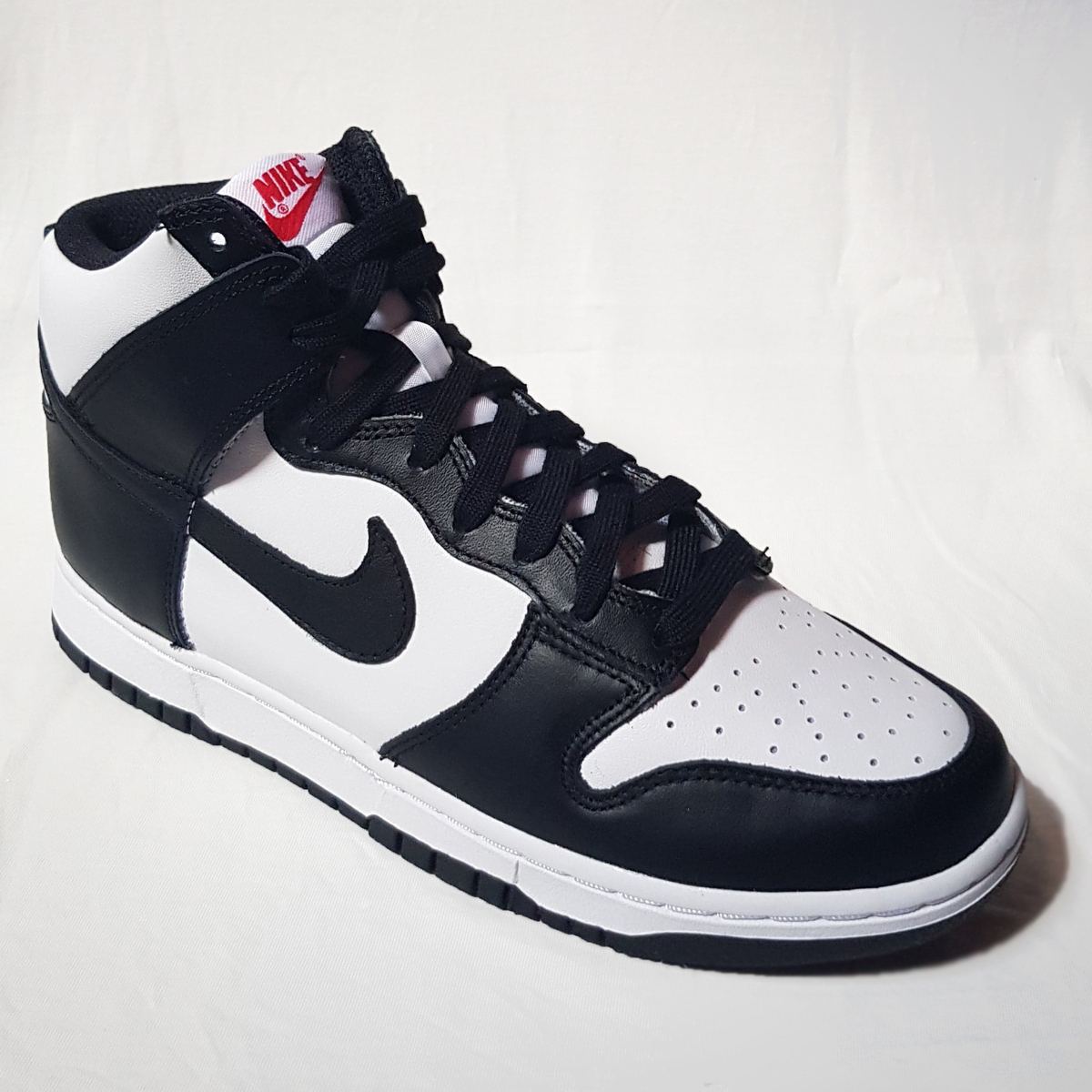 Nike Noir Nike Dunk High Black White (W) - Taille : 42 